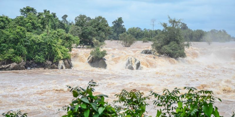 Các tình huống cụ thể trong giấc mơ bị lũ cuốn